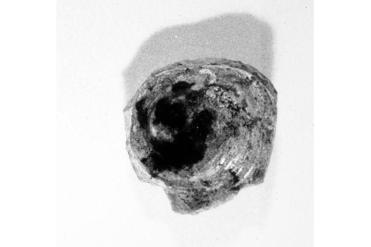 motivo decorativo geometrico (ciotola, frammento) - produzione apulo-lucana (metà sec. XIII)