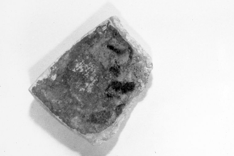 motivo decorativo geometrico (ciotola, frammento) - produzione apulo-lucana (metà sec. XIII)