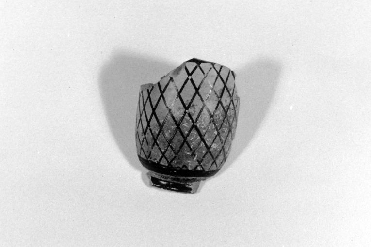 motivo decorativo geometrico (lekythos miniaturistico, frammento) - produzione apulo-lucana (metà sec. IV a.C)