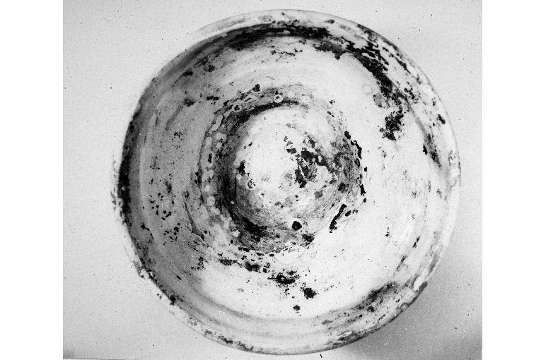 motivo decorativo geometrico (coppa, frammento) - produzione apulo-lucana (secc. XVIII/ XIX)