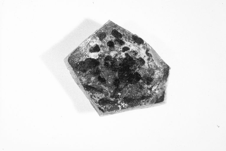 motivo decorativo geometrico (ciotola, frammento) - produzione apulo-lucana (metà sec. XIII)