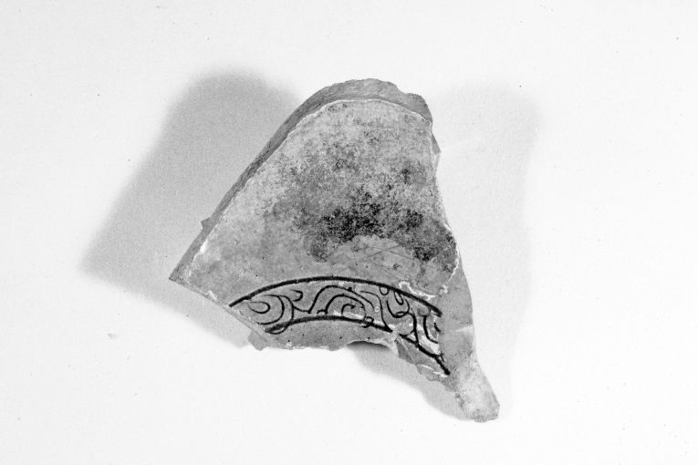 ciotola, frammento - produzione apulo-lucana (sec. XIII)