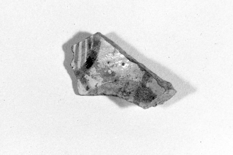 motivo decorativo geometrico (ciotola, frammento) - produzione apulo-lucana (sec. XIII)