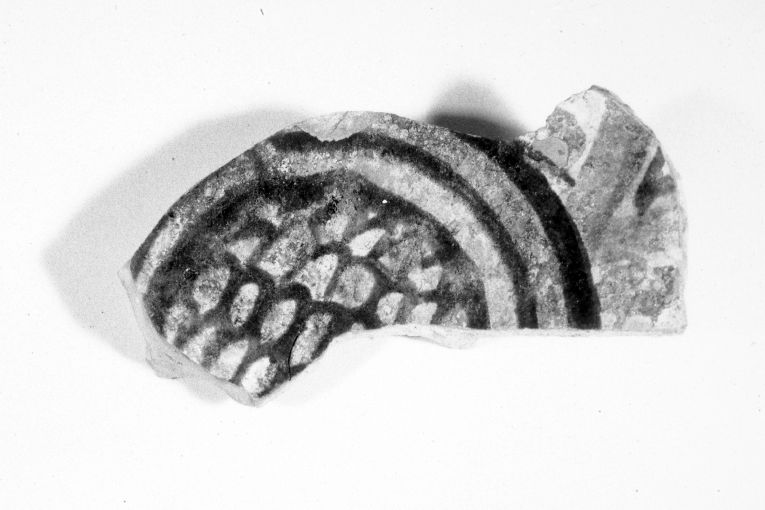 motivo decorativo geometrico (ciotola, frammento) - produzione apulo-lucana (sec. XIII)