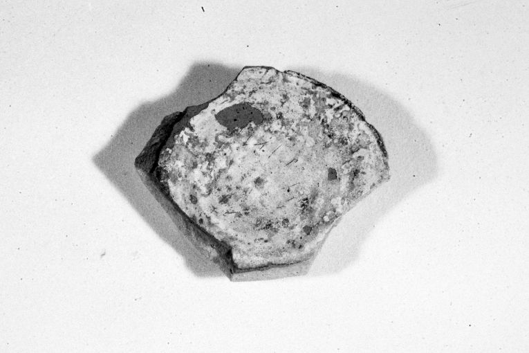 motivo decorativo geometrico (ciotola, frammento) - produzione apulo-lucana (sec. XIII)