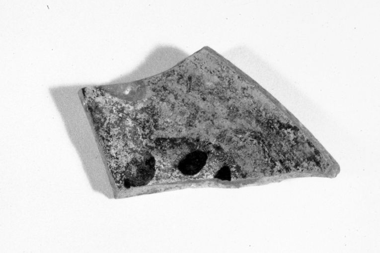 motivo decorativo geometrico (ciotola, frammento) - produzione apulo-lucana (seconda metà sec. XIII)