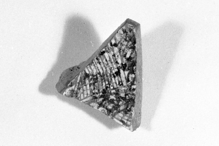 ciotola, frammento - produzione apulo-lucana (inizio sec. XIII)