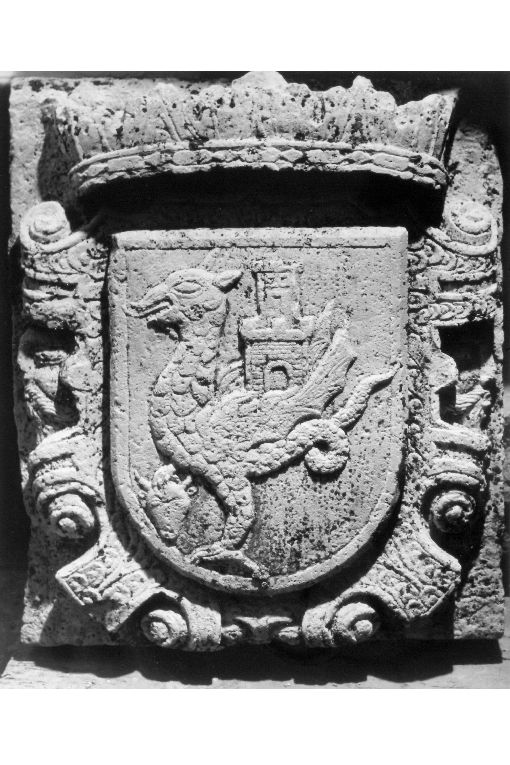 stemma comunale di Trani (rilievo) - ambito pugliese (sec. XVIII)