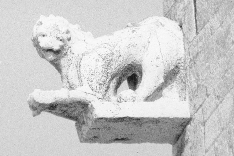 Leone (mensola) - bottega sveva (prima metà sec. XIII)