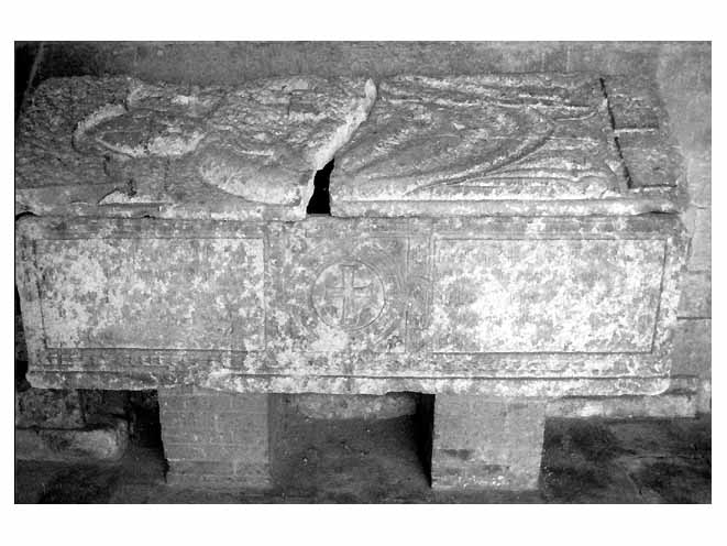 Arcivescovo Carosio (sarcofago) - ambito pugliese (sec. XV)