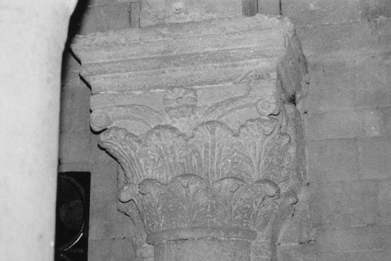 semicapitello - ambito pugliese (fine/inizio secc. XII/ XIII)