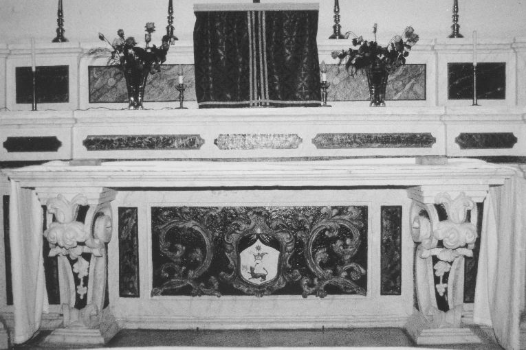 altare - ambito pugliese (metà sec. XVIII)