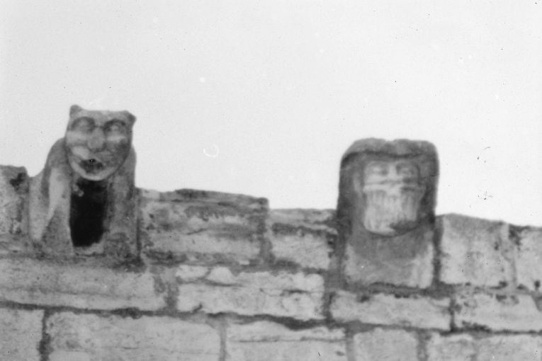 testa d'uomo con barba (mensola) - ambito pugliese (fine sec. XII)