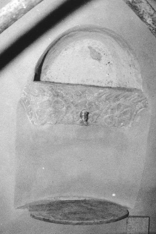 lavabo da sacrestia - ambito pugliese (secc. XVI/ XVII)