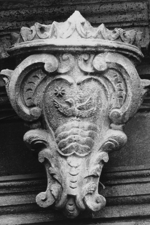 Arme gentilizia Bianchi (rilievo) - ambito pugliese (sec. XVIII)