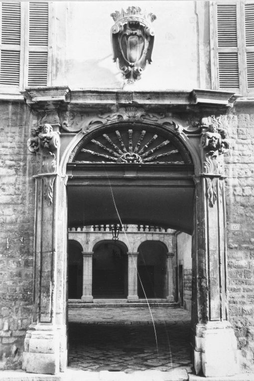 portale - ambito pugliese (sec. XVII)