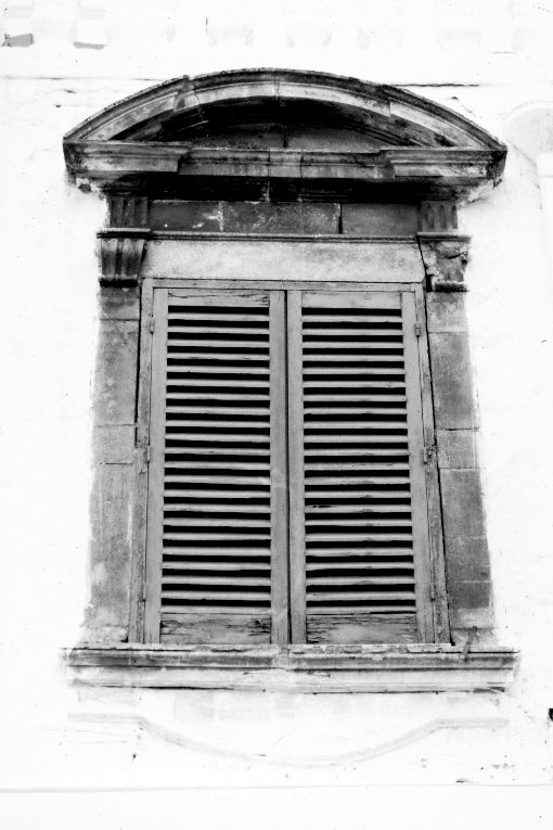 mostra di finestra, serie - produzione pugliese (sec. XIX)