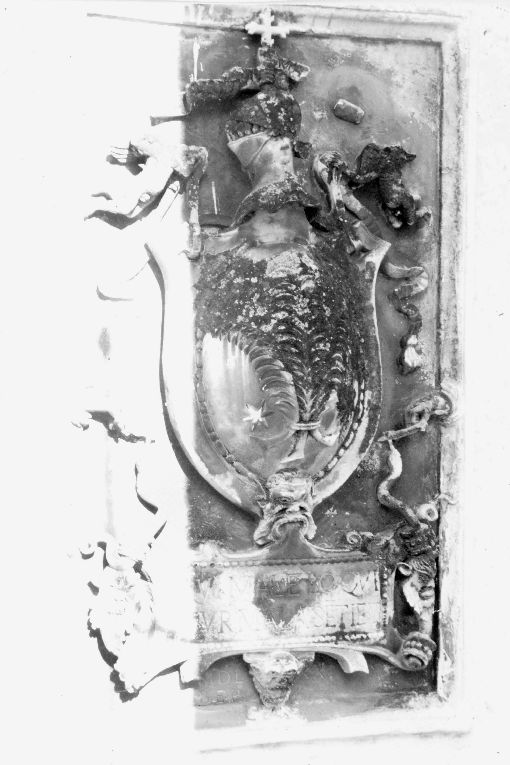 stemma (rilievo) - produzione salentina (sec. XVI)