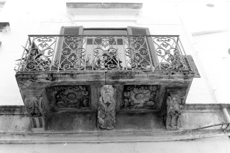 balcone - produzione pugliese (secc. XIX/ XX)
