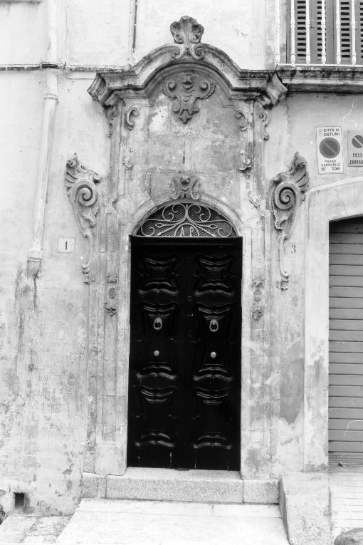 portale - produzione salentina (sec. XVIII)