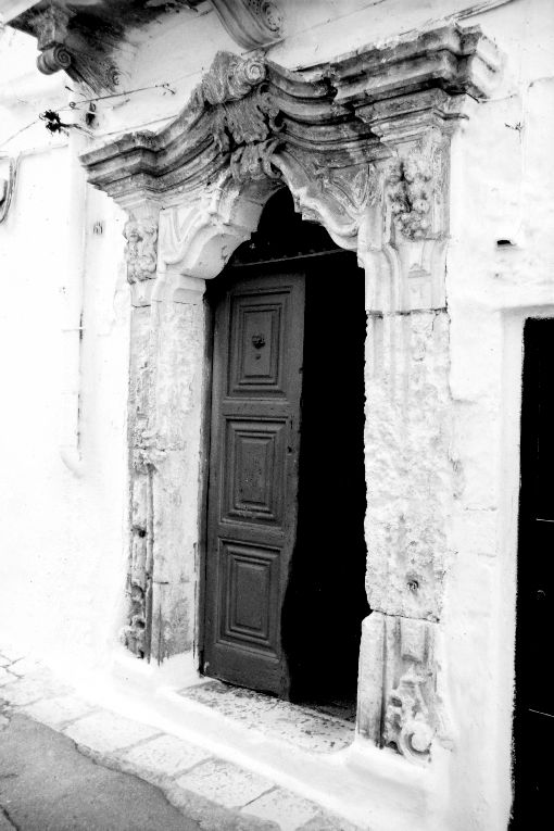 portale - produzione salentina (seconda metà sec. XVIII)