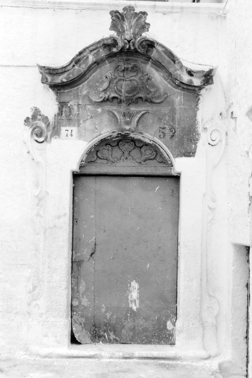 portale - produzione salentina (sec. XVIII)