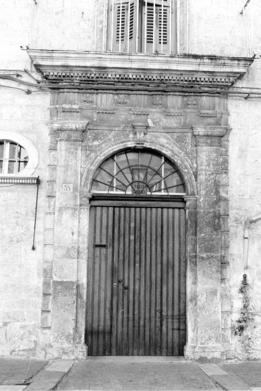 portale - produzione pugliese (sec. XIX)