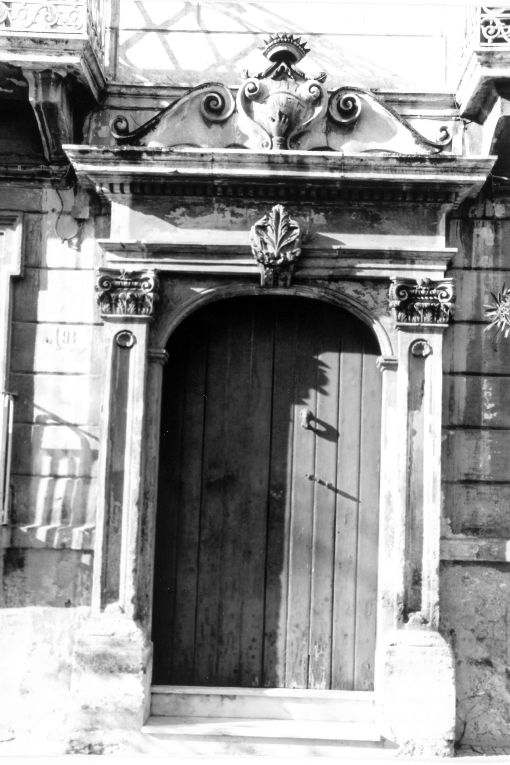 portale - produzione pugliese (sec. XX)