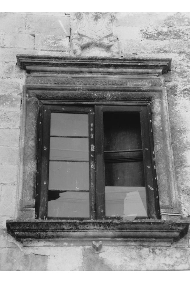 mostra di finestra - produzione pugliese (secc. XV/ XVI)