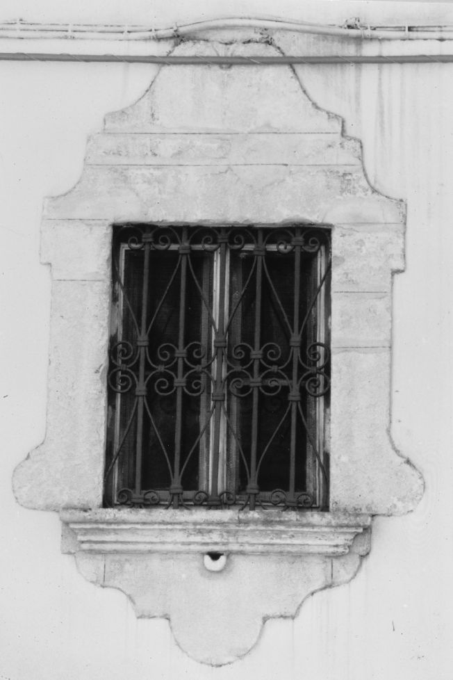 mostra di finestra, coppia - produzione pugliese (sec. XVIII)