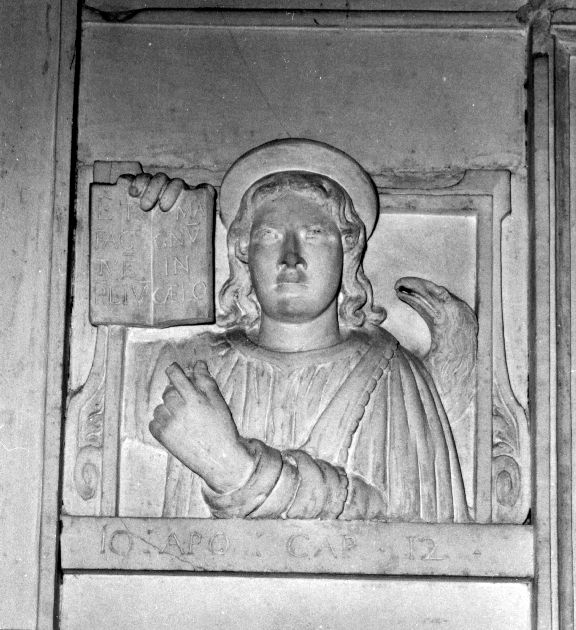 San Giovanni Evangelista (rilievo) - produzione pugliese (sec. XVI)