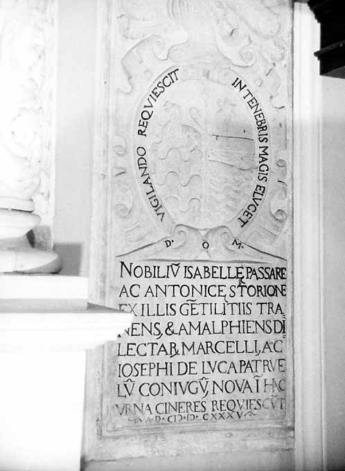 lastra tombale - produzione pugliese (sec. XVII)