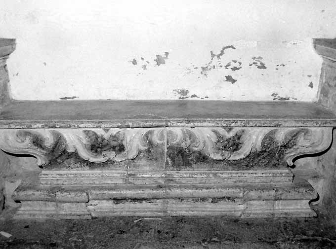 altare, frammento - produzione pugliese (prima metà sec. XVIII)