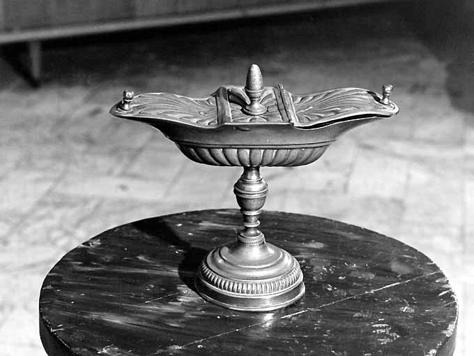 navicella portaincenso - ambito pugliese (ultimo quarto sec. XIX)