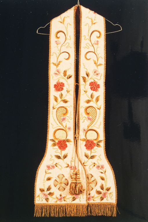 stola - manifattura salentina (secondo quarto sec. XX)