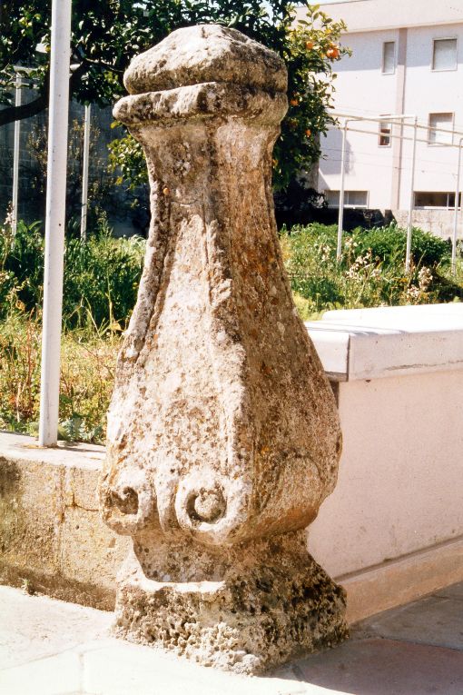 pilastro, serie - ambito salentino (primo quarto sec. XIX)