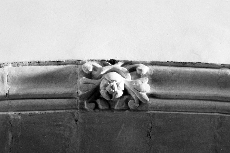 chiave d'arco - ambito salentino (secc. XVI/ XVII)