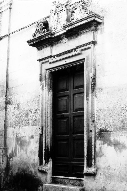portale - ambito salentino (primo quarto sec. XVIII)