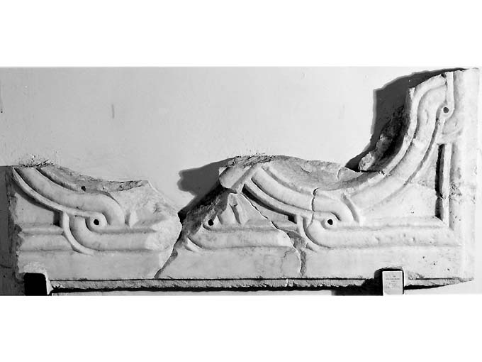 pluteo, frammento - ambito pugliese (sec. VIII)