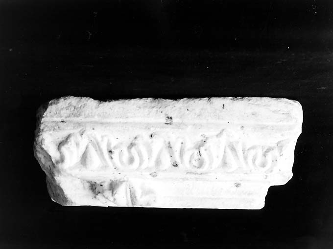 cornice, elemento d'insieme - ambito Italia meridionale (sec. XII)