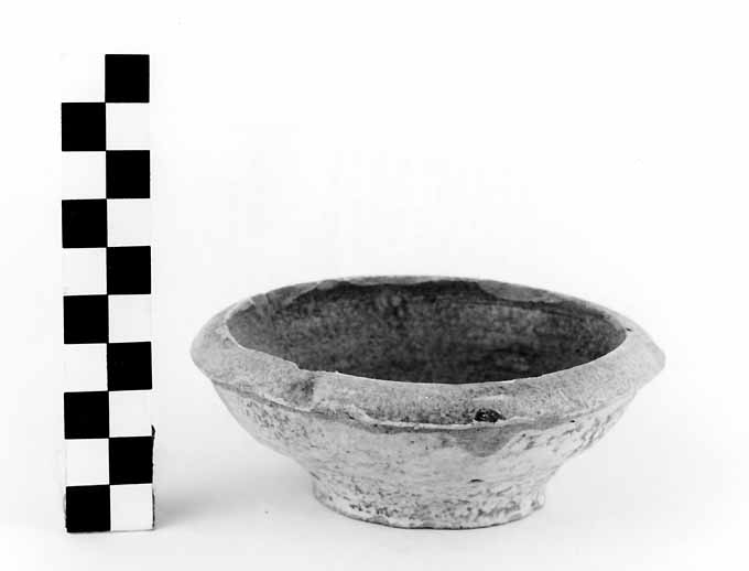 ciotola - manifattura pugliese (secc. XV/ XVI)