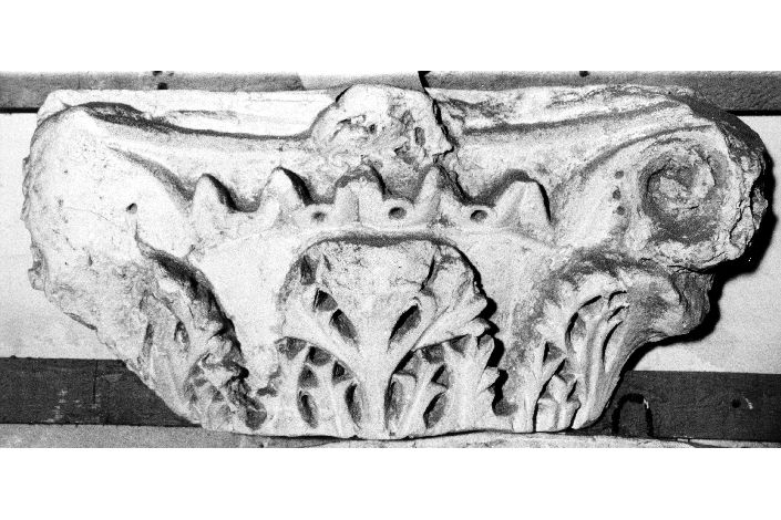 semicapitello - ambito italiano (?) (secc. XIX/ XX)