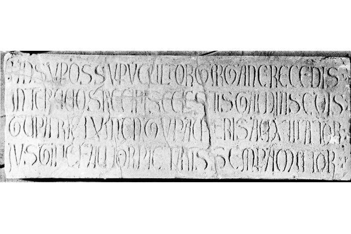 lapide - ambito italiano (?) (secc. XIX/ XX)