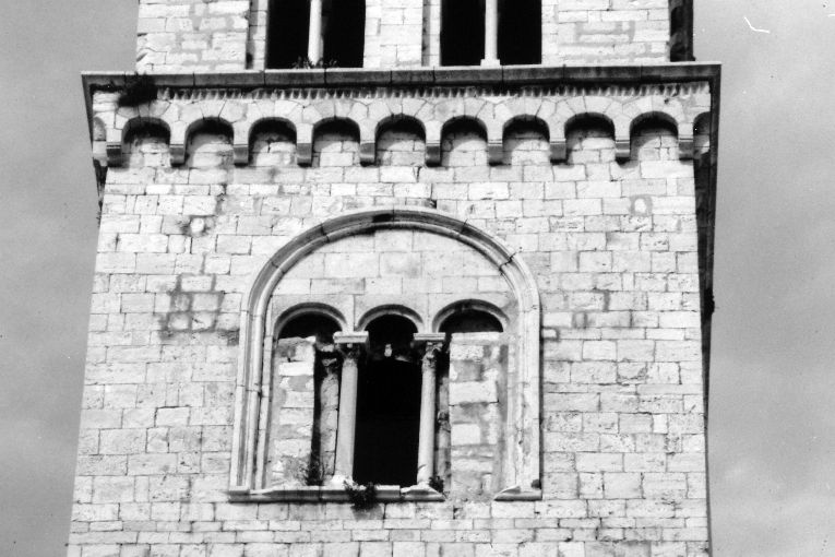 trifora - ambito pugliese (prima metà sec. XIV)