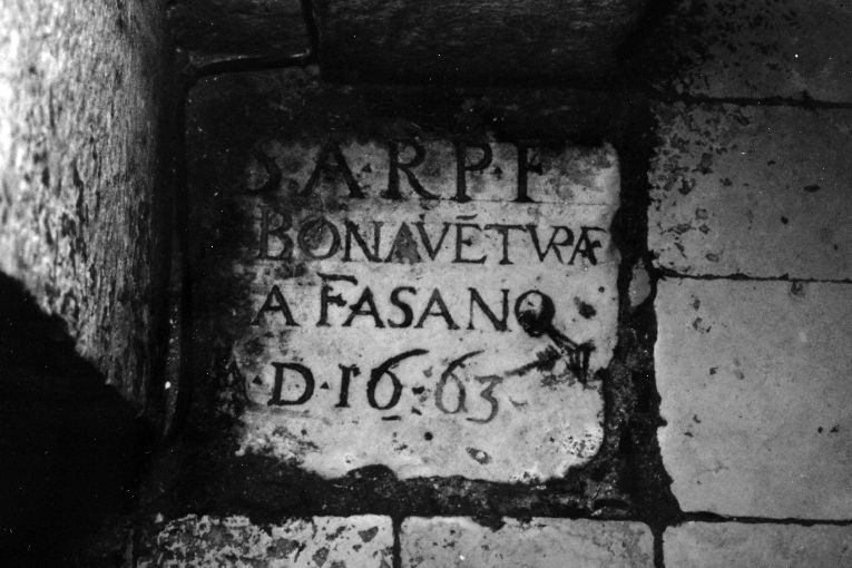 lapide - ambito pugliese (sec. XVII)