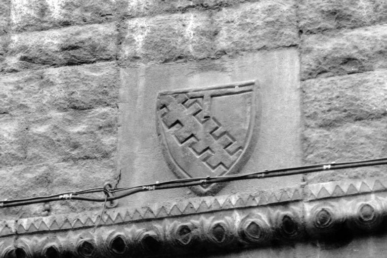 stemma gentilizio (rilievo) - ambito pugliese (prima metà sec. XIX)