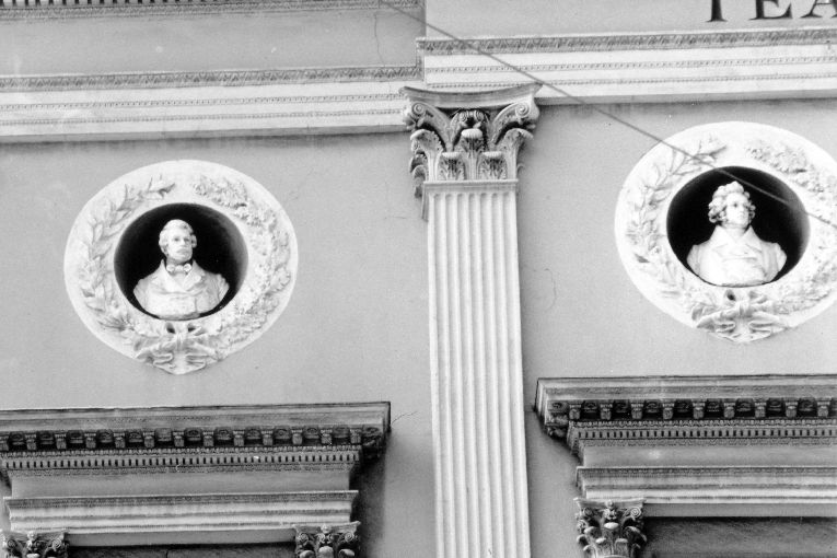 Donizetti (scultura, elemento d'insieme) - ambito pugliese (sec. XX)