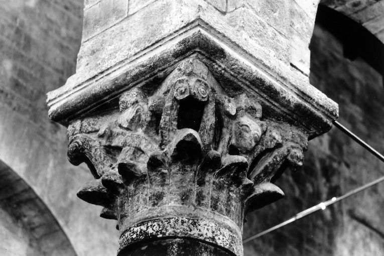 capitello - ambito pugliese (prima metà sec. XII)