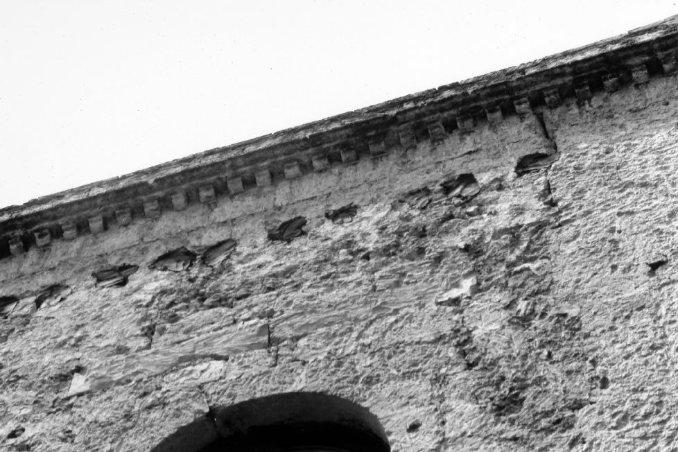 cornicione - ambito pugliese (ultimo quarto sec. XVI)