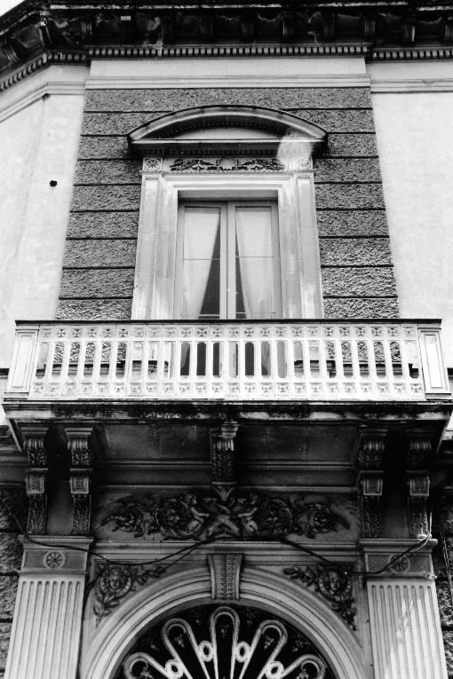 mostra di portafinestra - ambito salentino (primo quarto sec. XX)